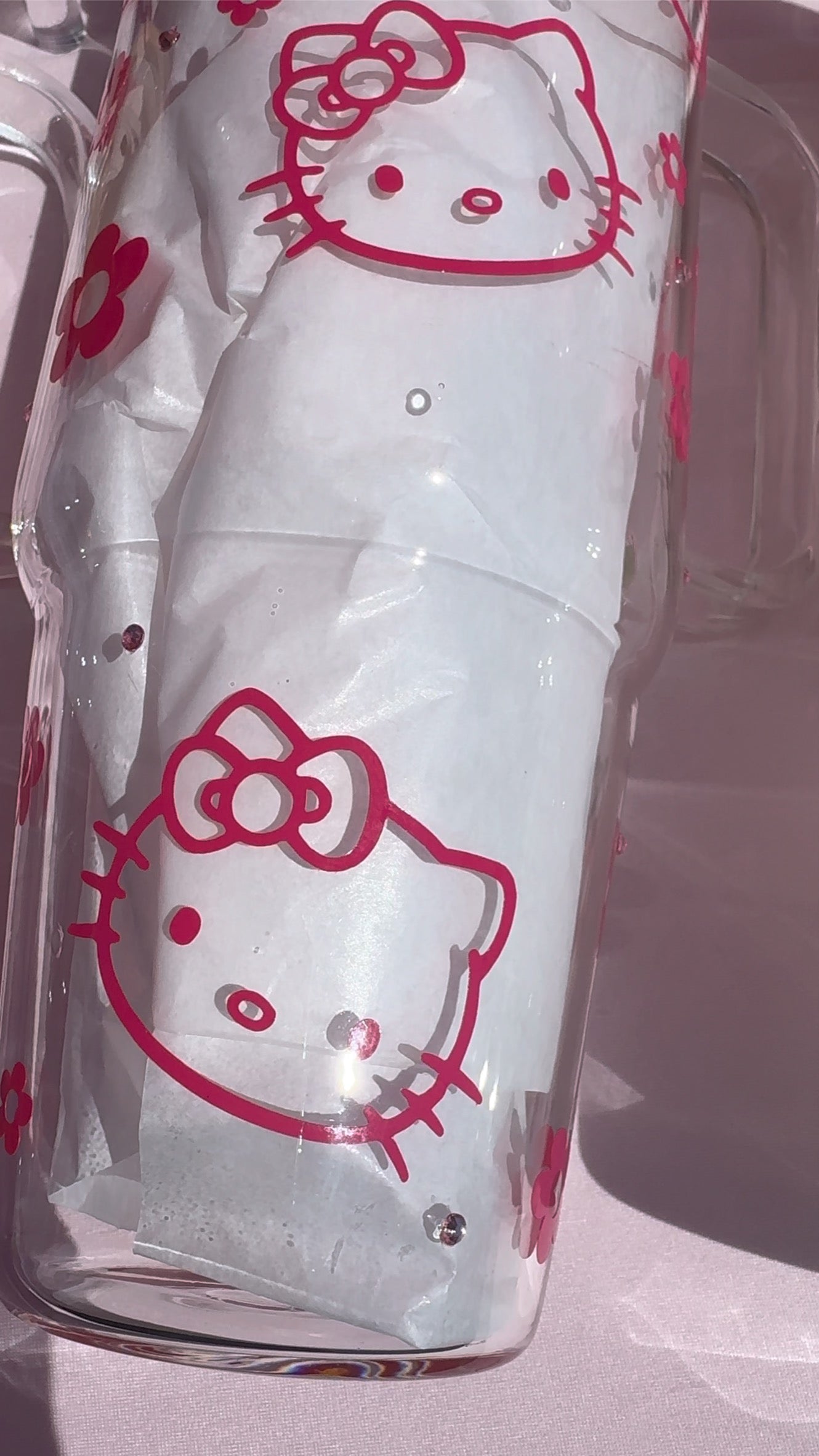 Hello Kitty 40oz Glass Cup
